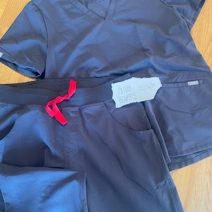 Charcoal grey figs set